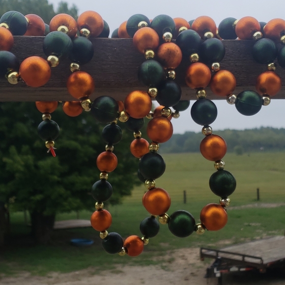 Lot of 4- K&k interiors Fall bead ornaments decor - Picture 8 of 13